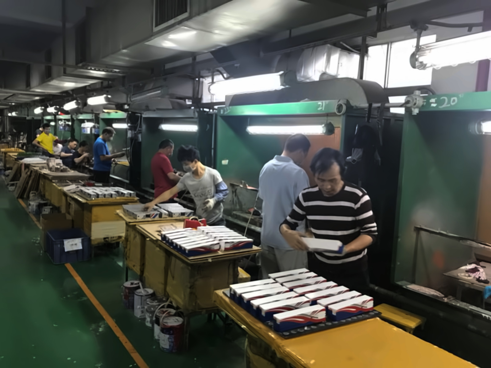 Painting line with filtered booths
